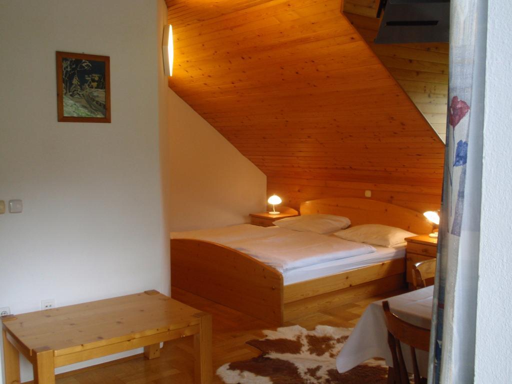 Apartament Turisticna Kmetija Psnak Mojstrana Pokój zdjęcie